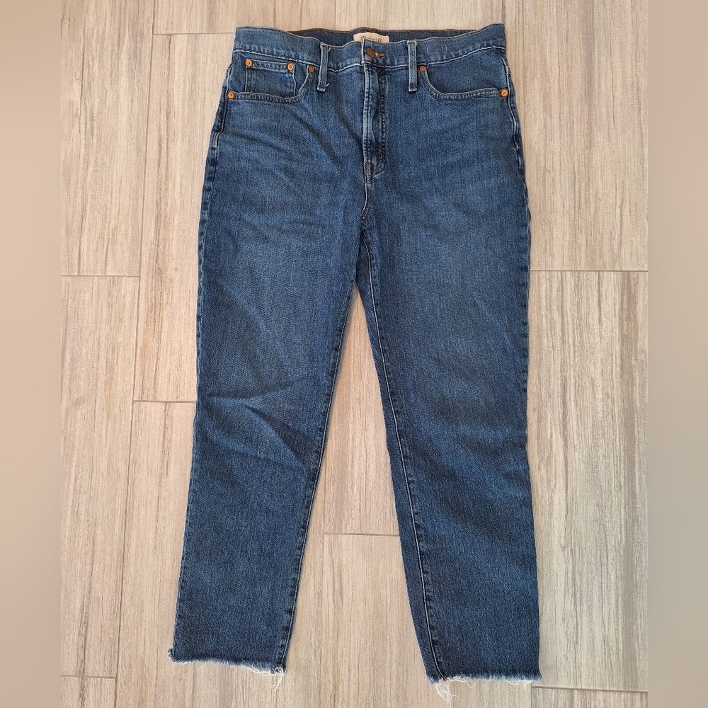 Madewell High-Rise Straight Jeans in Dark Indigo Blue